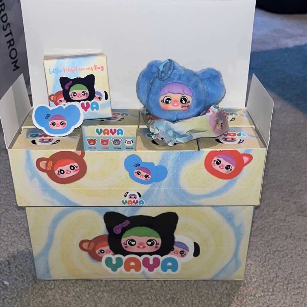 Yaya Little Mischievous Bag Blind Box Set of 2 (total of 16)